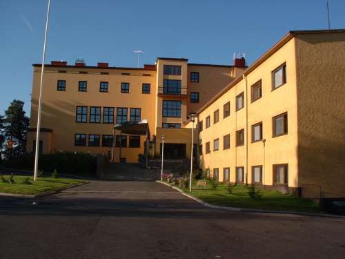 Jämsä Christian Folk High School in Finland free photo