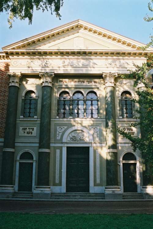 Modena Synagogue in Italy free photo