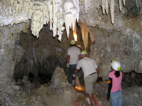 People in Carlsbad Caverns National Park, New Mexico free photo