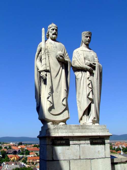 Statue of King Stephen I. and Queen Gisela in Veszprem, Hungary free photo