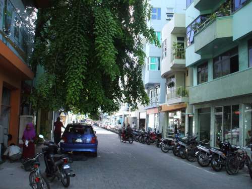 Street scene in Malé in the Maldives free photo