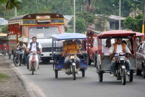 Traffic on Abelardo Quiñonez Avenue  in Iquitos in Peru free photo