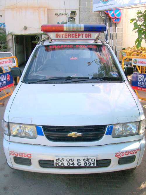 Traffic Speed Cop Car in Bangalore, India free photo