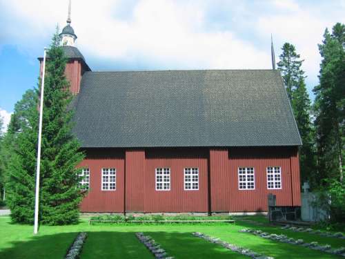 Utajärvi Church building in Finland free photo