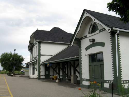 Woodstock Via Rail Station in Ontario, Canada free photo