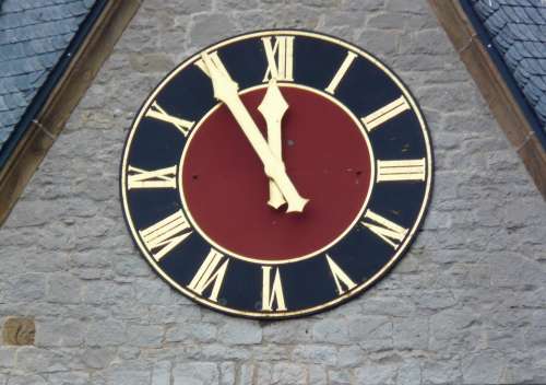5 Vor 12 Time Of Countdown Clock Church Clock