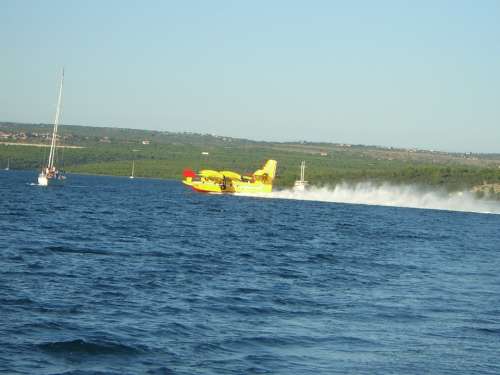 Aircraft Fire Fighting Aircraft Use Forest Fire