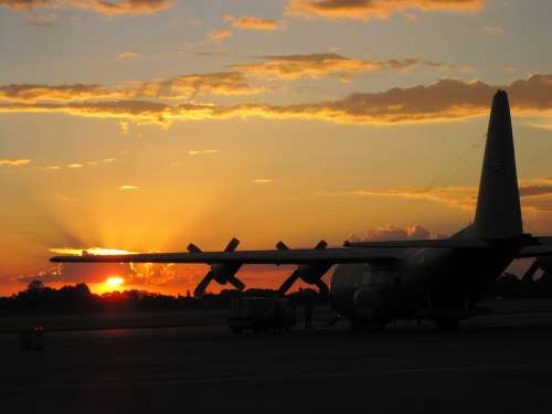 Airfield Airplane Aircraft Sunset C-130 Twilight