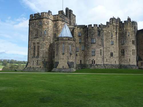 Alnwick Castle England Castle Historic Medieval