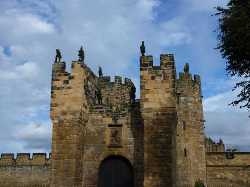 Alnwick Castle Castle Gate Landmark England
