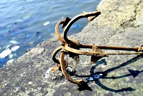 Anchor Anchored Attached Dry Low Tide Boat