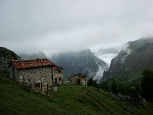 Asturias Ascension Peak Urriellu Wind Cold