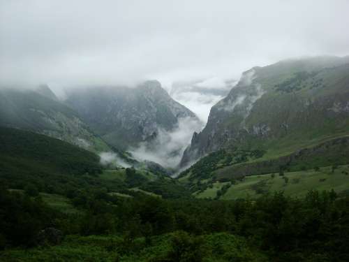 Asturias Ascension Peak Urriellu Village Mountains