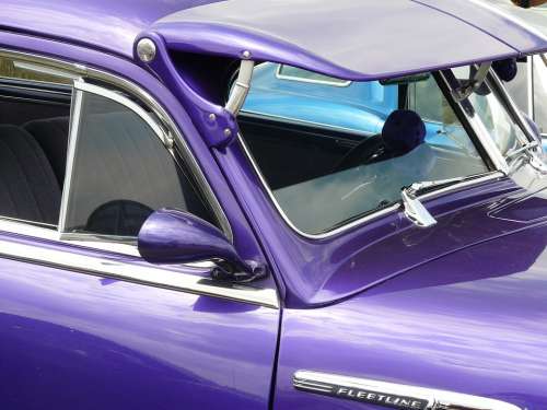 Auto American Chevrolet Oldtimer Purple Violet