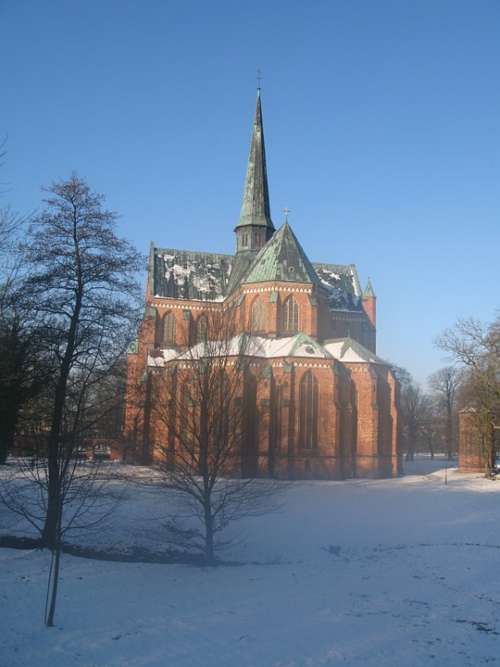 Bad Doberan Dom Winter Church Ice Cold Snow Cold