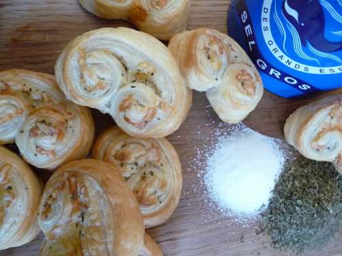 Puff Pastry Snack Puff Pastry Worm Baked Goods Hand