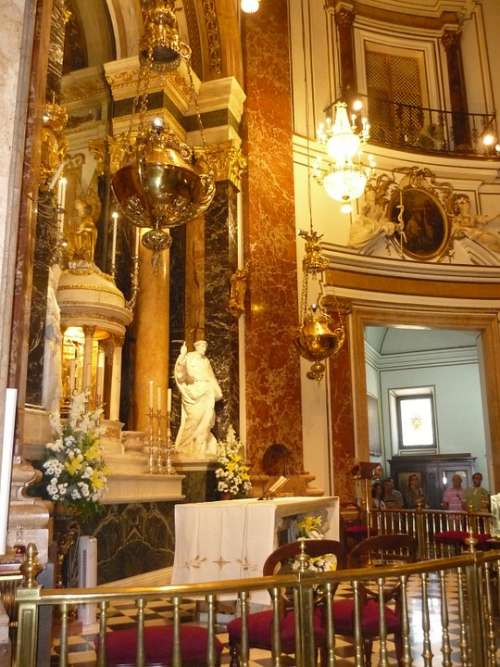 Basilica Inside Gold Mass Valencia Church Old