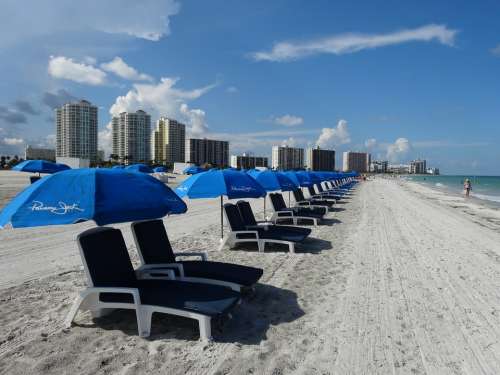 Beach Clearwater Chairs Tents Mar Ocean