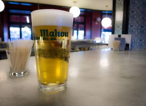 Beer Madrid White Cross Mahou Bar