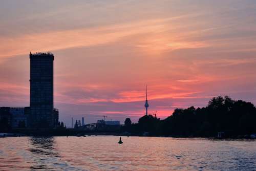 Berlin Spree Sunset Evening Abendstimmung Tv Tower