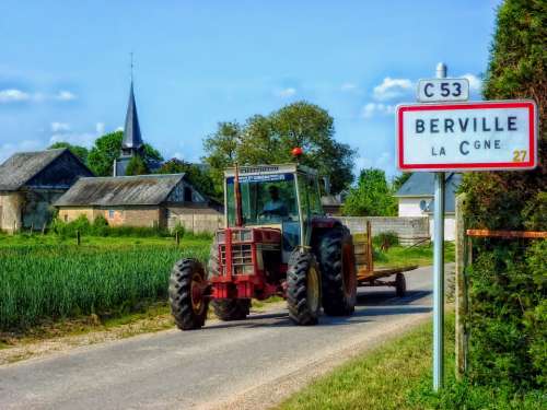 Berville France Sign Road Sky Clouds Fields