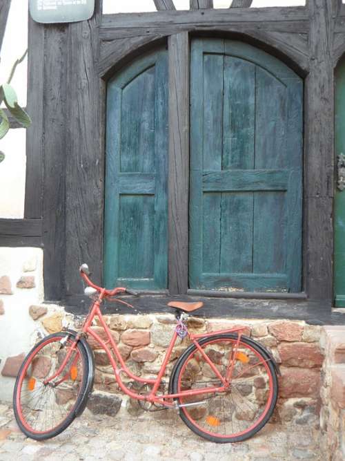 Bike Door Ajar Waiting Alley