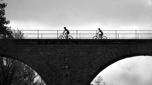 Bike Cyclists More Bike Ride Bridge Cycle Tour