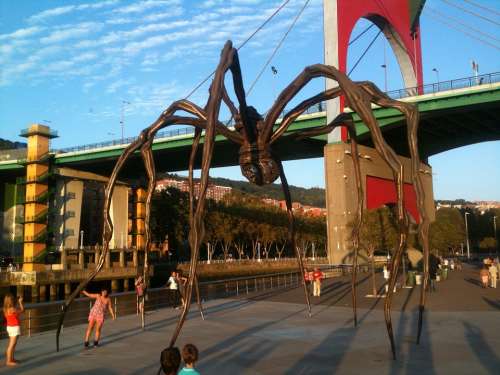 Bilbao Monuments Museums Spider