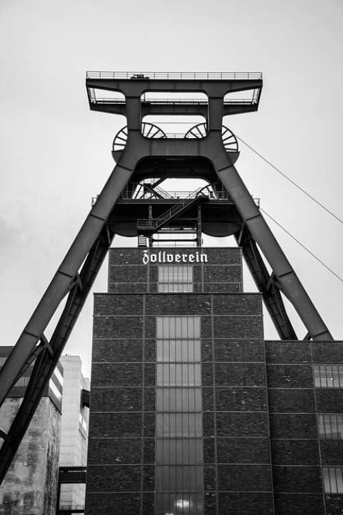 Bill Headframe Eat Zollverein Mine