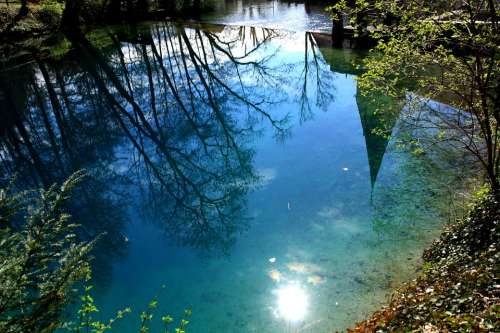 Blautopf Color Mirroring Sun Lichtspiel Water