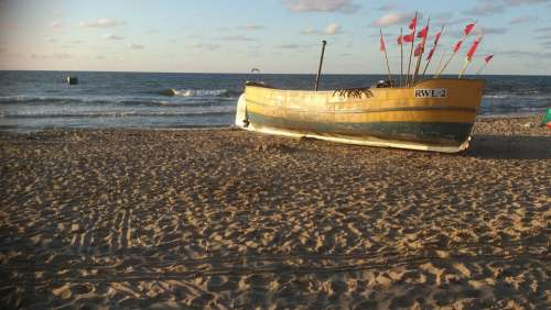 Boat Rewal Cutter Beach The Baltic Sea Sand