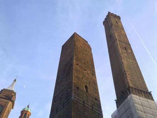 Bologna Two Towers Asinelli Garisenda