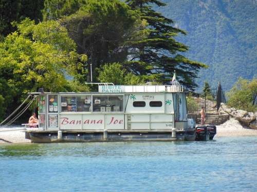 Boat Kiosk Restaurant Banana Joe Garda Ship Beach