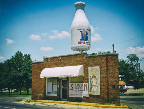 Braum'S Milk Store Shop Route 66 Road Highway
