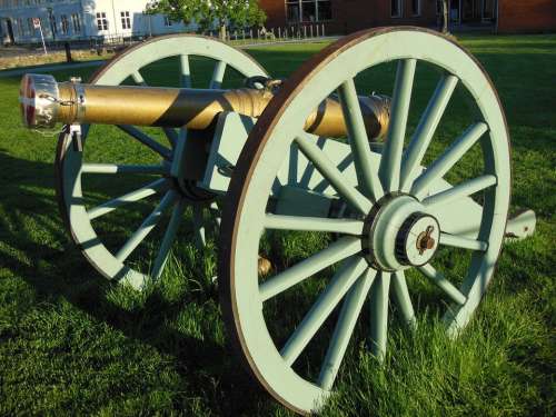 Bronze Cannon Lavette Oak Wheels Ball Cannon