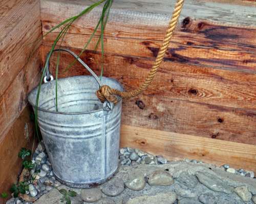 Bucket Fountain Bucket Metal Water Rope