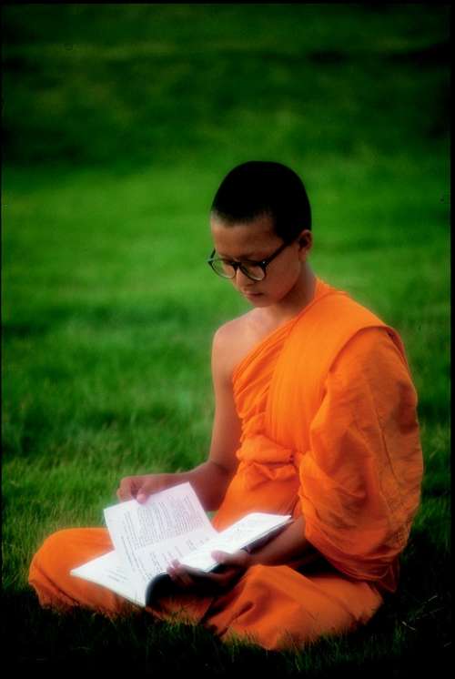 Buddhist Learn Wat Phra Dhammakaya Temple