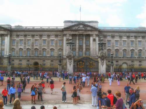 Building Buckingham Palace People London
