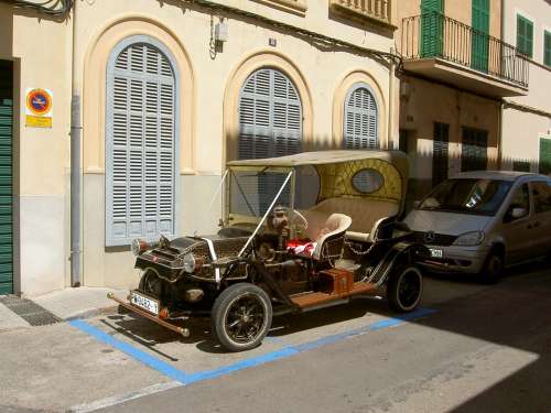 Car Classic Vintage Antique Majorca
