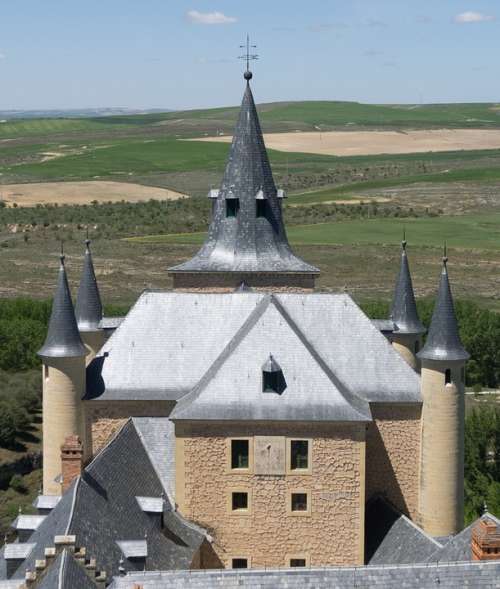 Castle Alcazar Palace Architecture Fortress