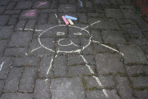 Chalk Drawing Kreidezeichung Road Children Sun