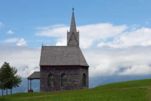 Chapel Mountain Church Timber Shingle Cladding
