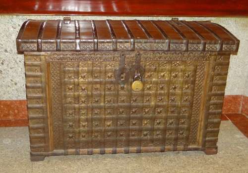 Chest Wooden Antique Wood Box Treasure Vintage
