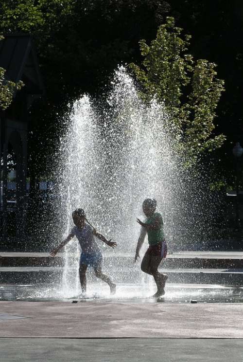 Children Water Fountain Kids Girls Joy Lifestyle