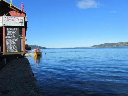 Chiloé Lake House Menu Boat Blue Sky Beautiful