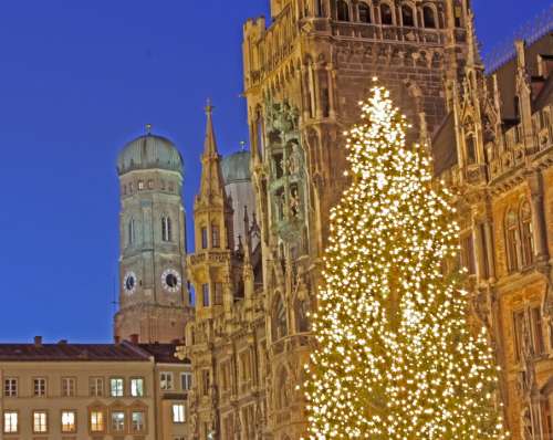 Christmas Munich Town Hall Marienplatz Frauenkirche