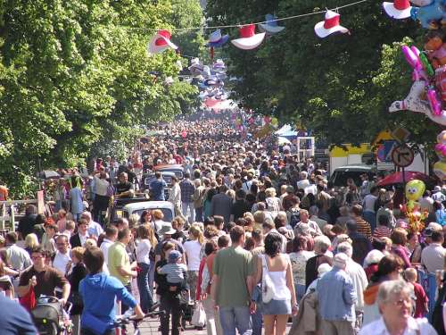 City March Sunny People Clouds Walking Plants