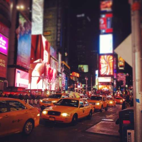 City New York Night Nit Car Light
