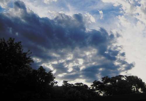 Cloud Spread Sun Shining Through Dark Shadow