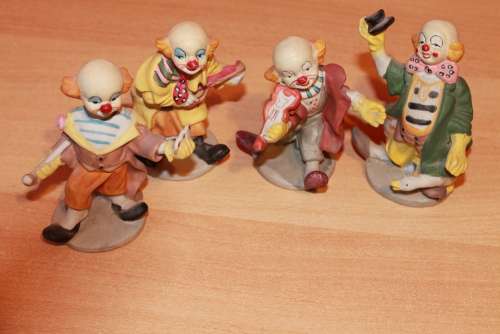 Clowns Figure Porcelain Group